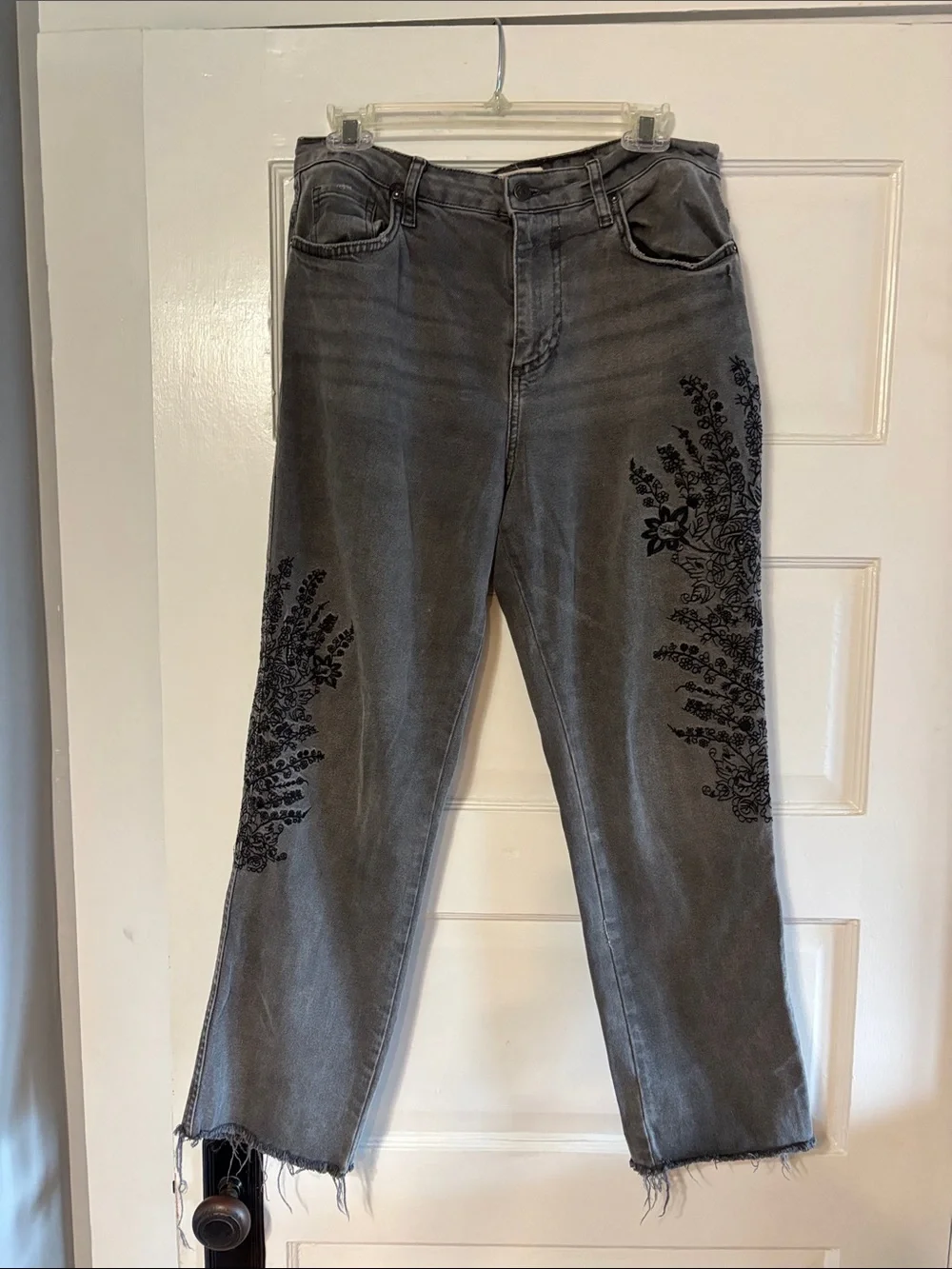 We The Free Gray Jeans with Black Floral Embroidery